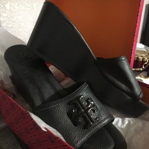 Tory Burch size 10